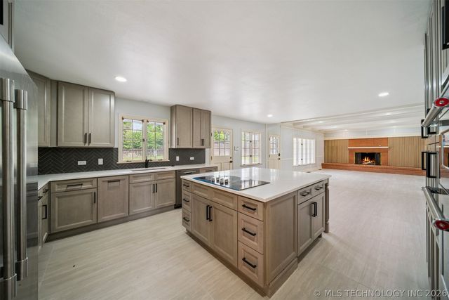 3215 E 61st Street, Tulsa, OK 74136