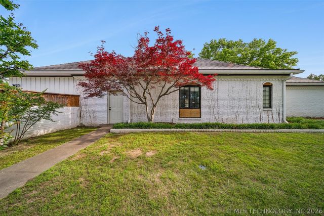 3215 E 61st Street, Tulsa, OK 74136