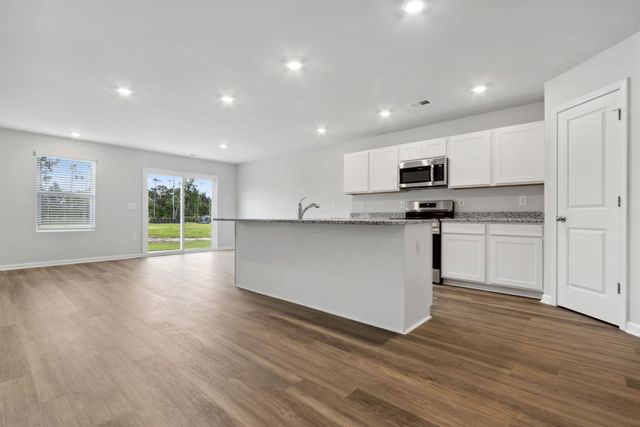 960 Caswell Dr., Conway, SC 29527