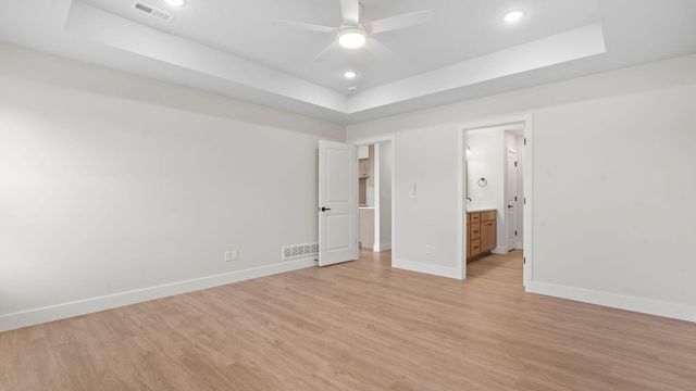 4405 ROYAL COUNTY RD, Columbia, MO 65201
