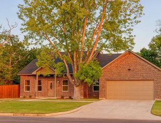 1511 W 13th Avenue, Corsicana, TX 75110