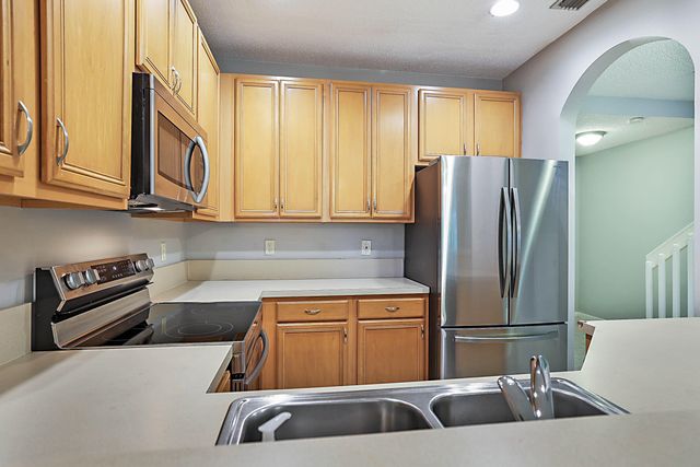 4827 Palmbrooke Circle, West Palm Beach, FL 33417