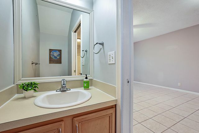 4827 Palmbrooke Circle, West Palm Beach, FL 33417