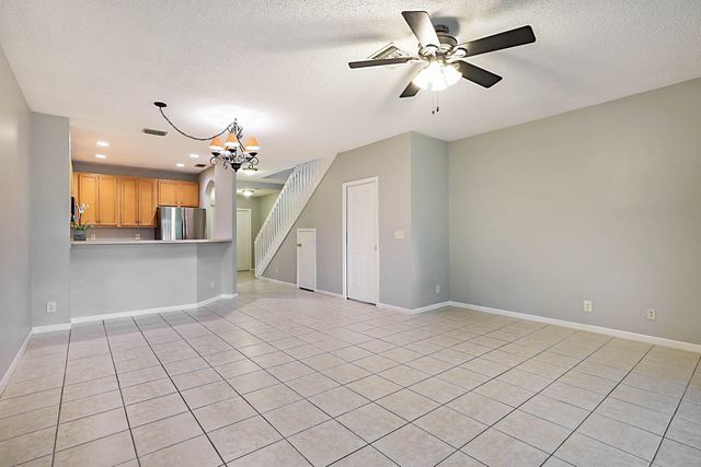 4827 Palmbrooke Circle, West Palm Beach, FL 33417