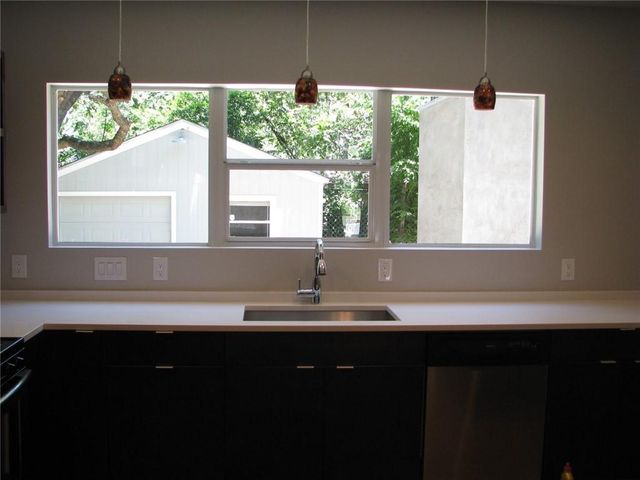 1024 Ellingson LN, Austin, TX 78751