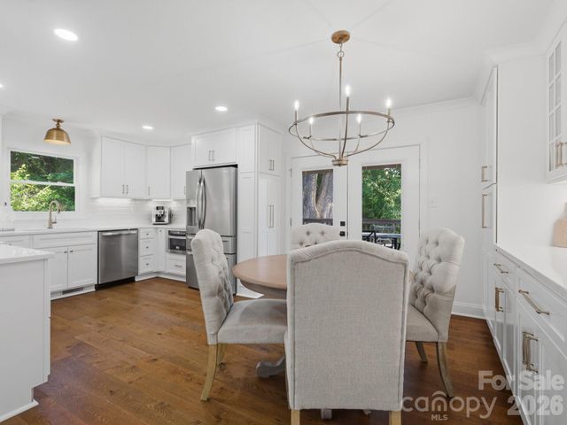 6819 Woodstock Drive, Charlotte, NC 28210