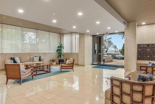 230 W Laurel Street 506, San Diego, CA 92101