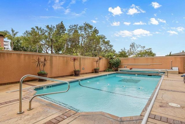 230 W Laurel Street 506, San Diego, CA 92101