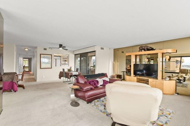 230 W Laurel Street 506, San Diego, CA 92101