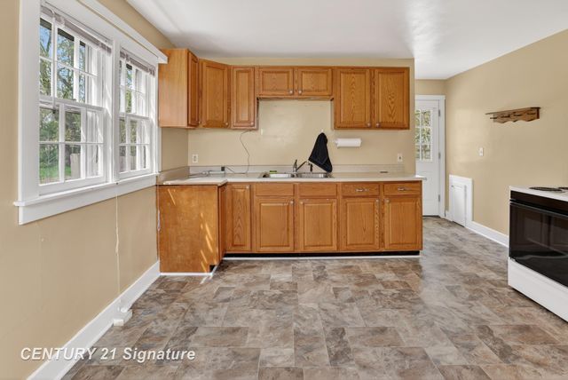 2709 Jefferson Avenue, Midland, MI 48640