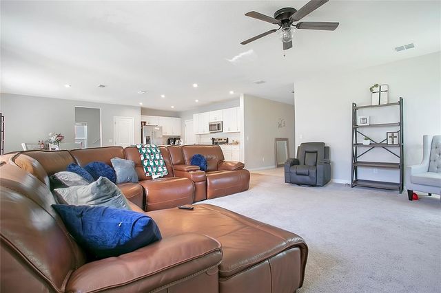 582 BLACK EAGLE DRIVE, Groveland, FL 34736