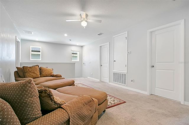 582 BLACK EAGLE DRIVE, Groveland, FL 34736