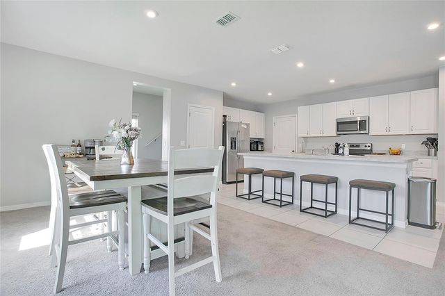 582 BLACK EAGLE DRIVE, Groveland, FL 34736