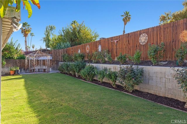 42585 Iowa Street, Palm Desert, CA 92211