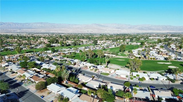 42585 Iowa Street, Palm Desert, CA 92211