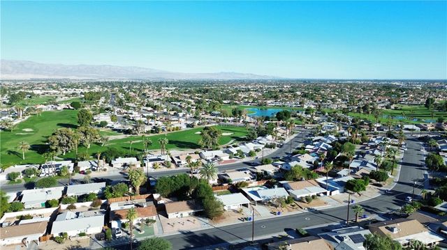 42585 Iowa Street, Palm Desert, CA 92211