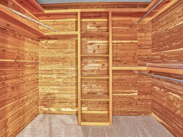 715 SW Englewood Dr, Lawton, OK 73505