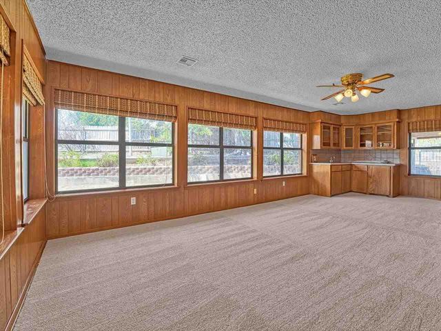 715 SW Englewood Dr, Lawton, OK 73505