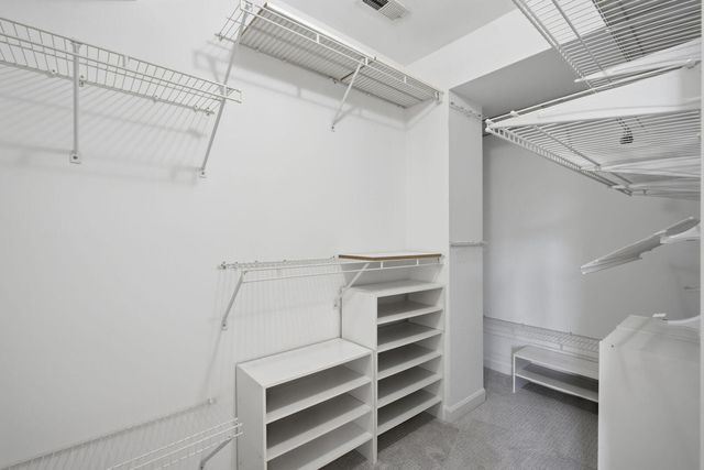 1815 W School Street, Chicago, IL 60657