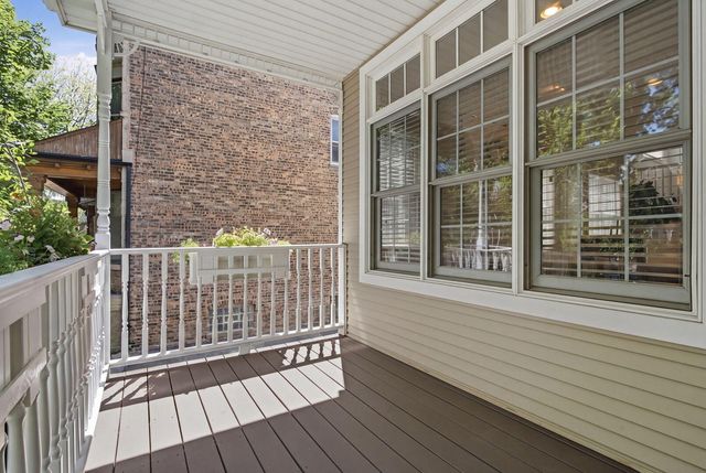 1815 W School Street, Chicago, IL 60657