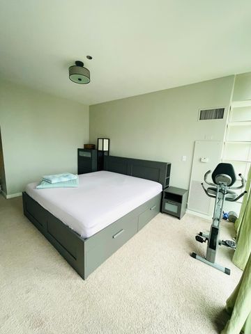 1720 S Michigan Avenue 701, Chicago, IL 60616