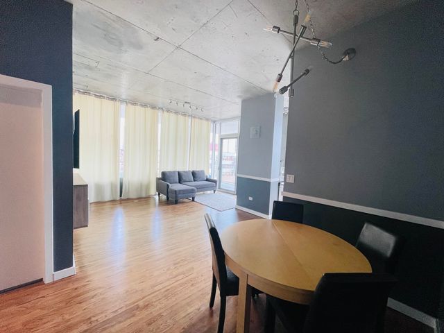 1720 S Michigan Avenue 701, Chicago, IL 60616