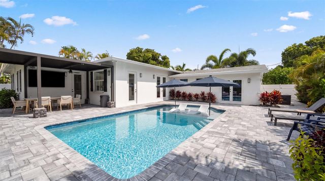 765 Lagoon Drive, North Palm Beach, FL 33408