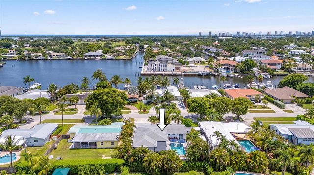 765 Lagoon Drive, North Palm Beach, FL 33408