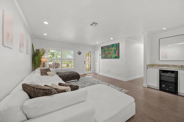 765 Lagoon Drive, North Palm Beach, FL 33408