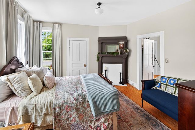 407 West Irish Street, Greeneville, TN 37743
