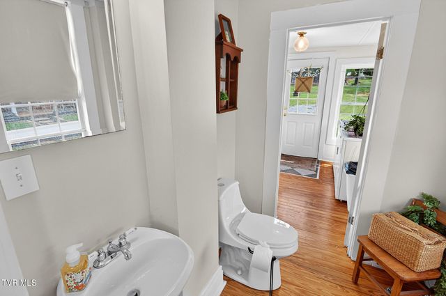 407 West Irish Street, Greeneville, TN 37743