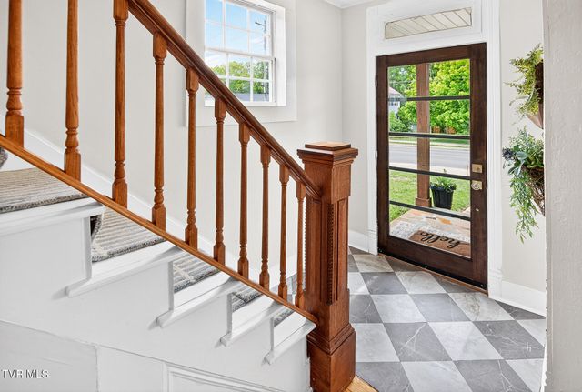 407 West Irish Street, Greeneville, TN 37743