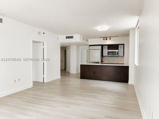 55 SE 6th St 1510, Miami, FL 33131