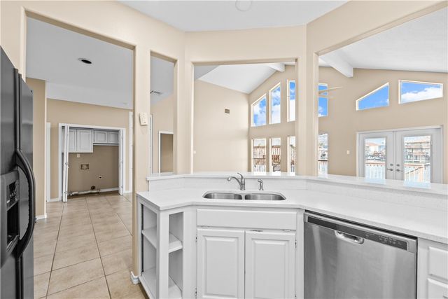 15366 Sabre Dr, Corpus Christi, TX 78418