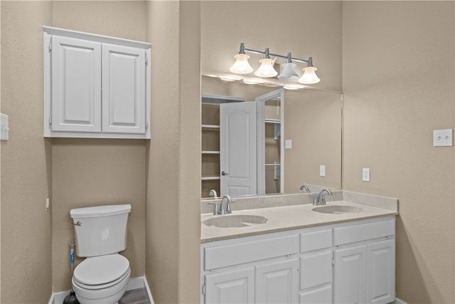 15366 Sabre Dr, Corpus Christi, TX 78418