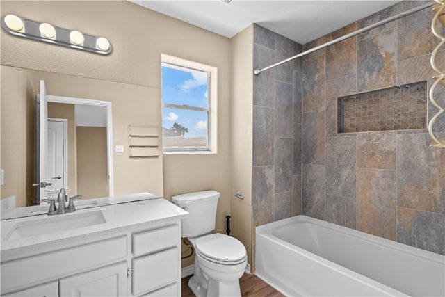 15366 Sabre Dr, Corpus Christi, TX 78418