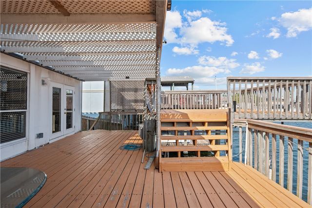 15366 Sabre Dr, Corpus Christi, TX 78418