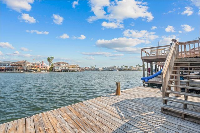 15366 Sabre Dr, Corpus Christi, TX 78418