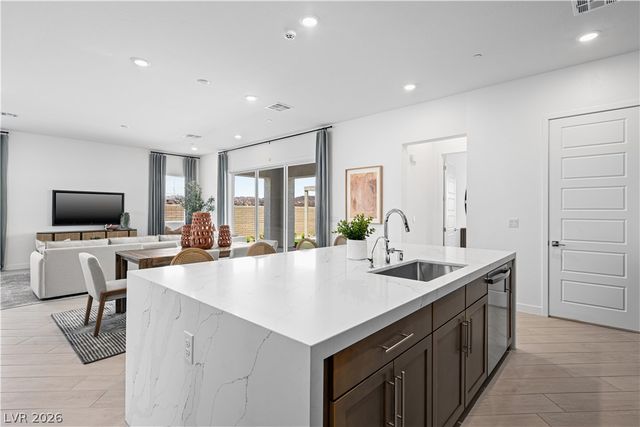 120 Camila Village Avenue, Henderson, NV 89011