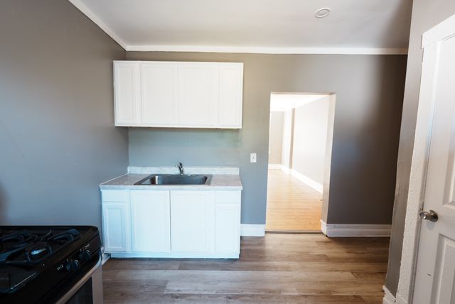 510 W 75TH Street, Chicago, IL 60621