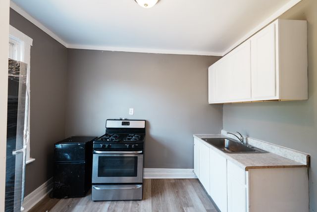 510 W 75TH Street, Chicago, IL 60621