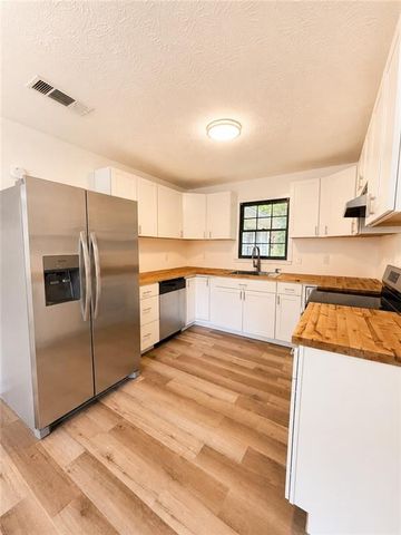 613 Windsor Drive SE, Conyers, GA 30094