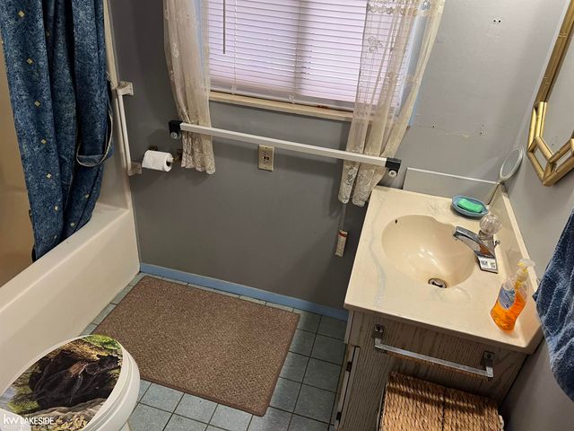 5289 Rose Street, Gladwin, MI 48624