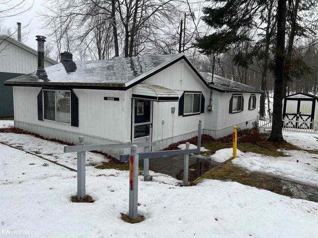 5289 Rose Street, Gladwin, MI 48624