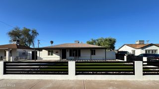 222 E SOUTHGATE Avenue, Phoenix, AZ 85040