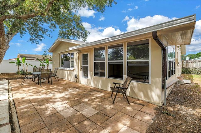 9579 GOLDEN GROVE STREET, Seminole, FL 33772