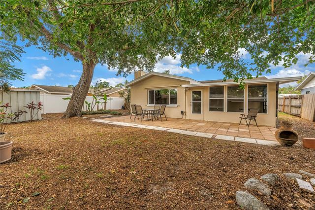 9579 GOLDEN GROVE STREET, Seminole, FL 33772