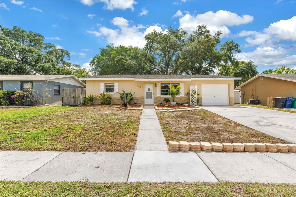 9579 GOLDEN GROVE STREET, Seminole, FL 33772