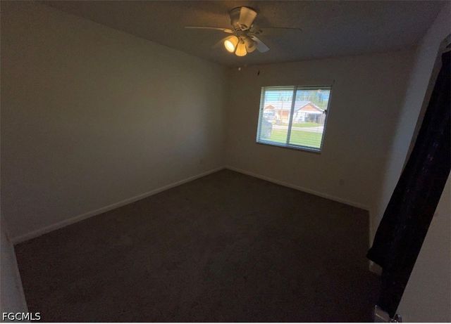 25 Estate DR, North Fort Myers, FL 33917
