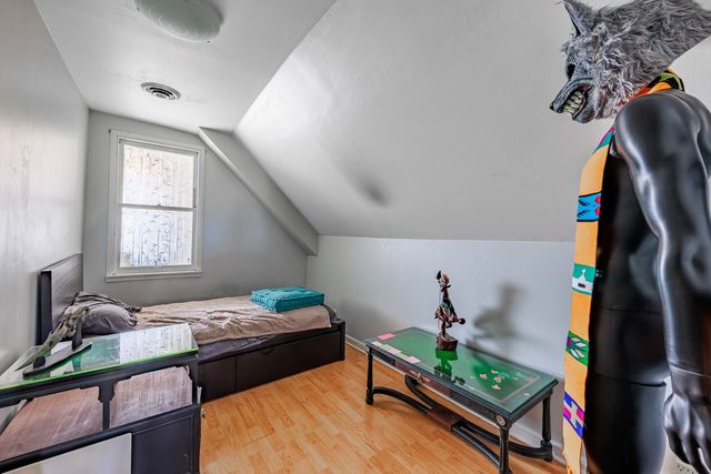 5935 W Patterson Avenue, Chicago, IL 60634